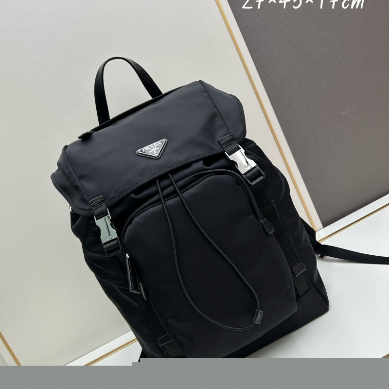 Pra*a backpacks